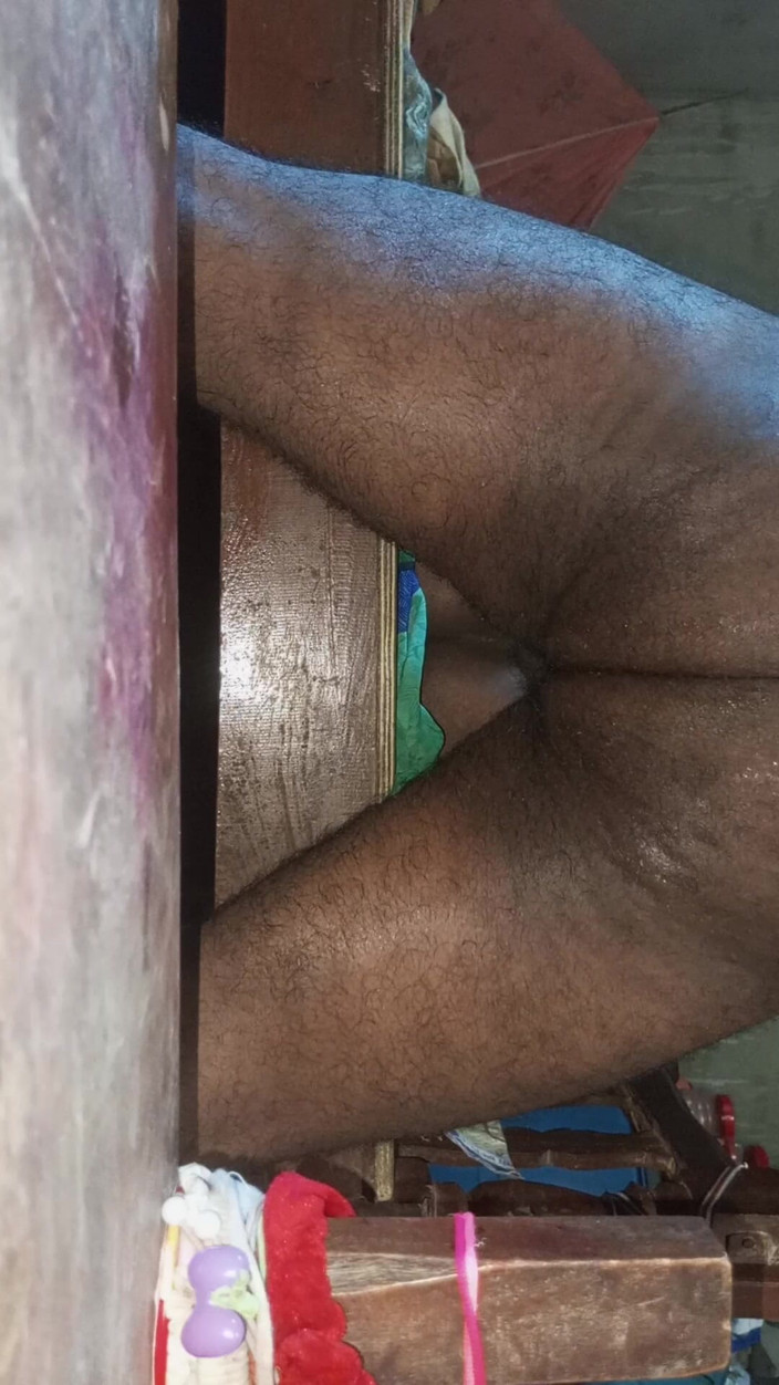 payGirl: Aquí está mi decimocuarto video, ahora el coño de mi...