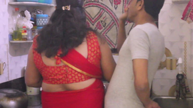 Indian porno creator: Sex incitant indian cu filmare de acasă cu Sasur și Bahu -...