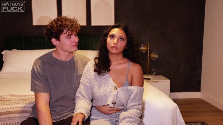Hot Guys Fuck: Tiener met grote tieten uit het Midden-Oosten neemt hete tiktok-kloppende...
