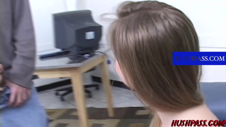 Hush Hush Entertainment: セクシーなサニー・レーンがブーツを披露 マキシマス