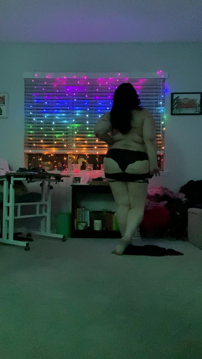 bf: Sneak Peek Dance