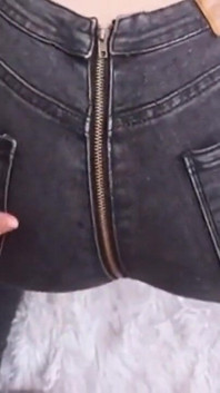 Dicker Arsch in Jeans, Doppelpenetration