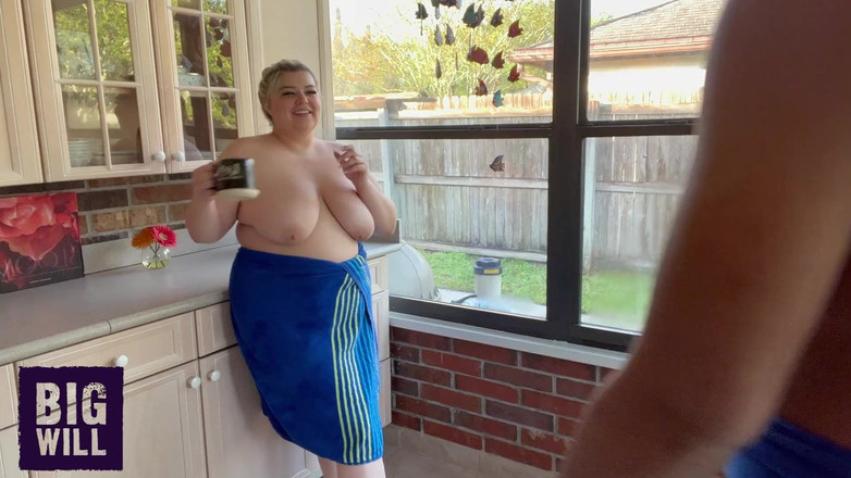 Big Will XXX: Долбежка Mary Jane во дворе