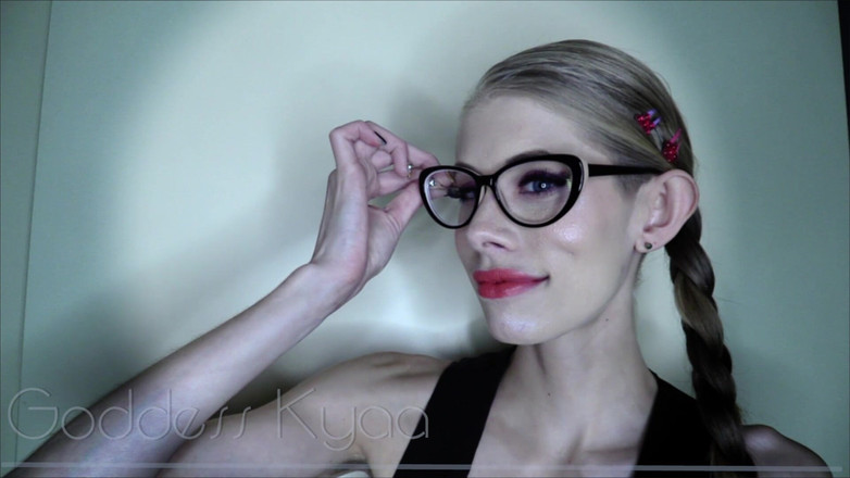 Kyaa Chimera: Bella ragazza di debolezza