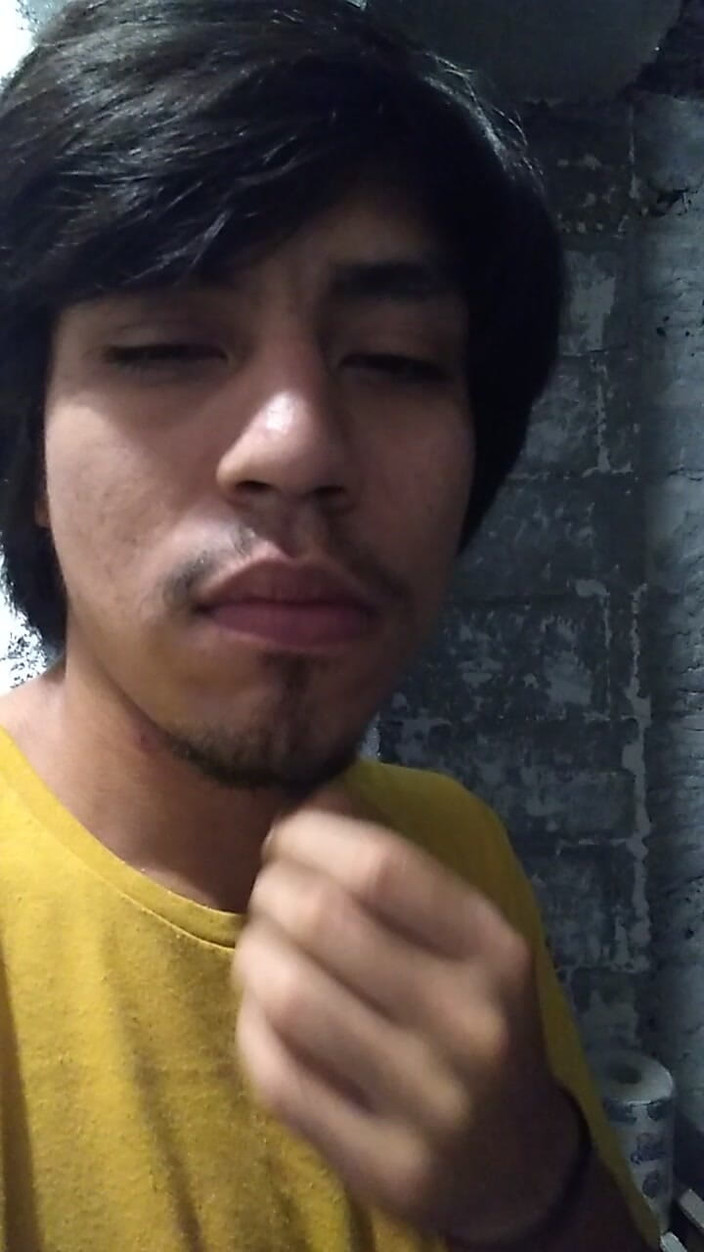 AlexAlejandro13: Aku menghiburmu dengan penisku