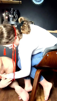 Trest za sledování porna
