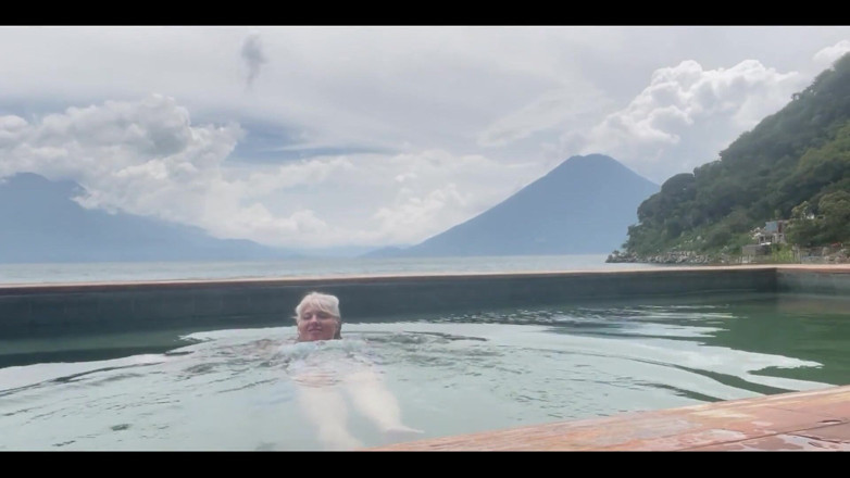 PaintedRose: Heute war es schön, der Pool, das Wetter