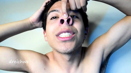 Dreichwe: Nose fetish