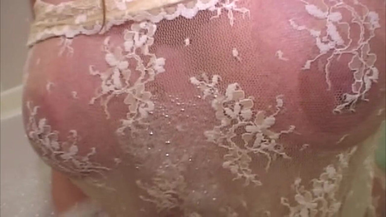 THAGSON MILFS: L'insaziabile milf bionda prende ogni grosso cazzo offerto