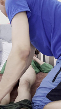 Penetrazione Anale Bollente Di Un Pene Smozzato in Un Ano Stretto.