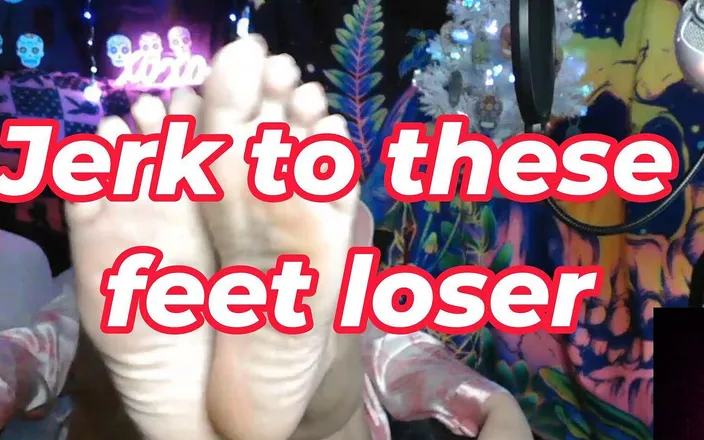 RedIvy420: Jerk to My Feet Loser