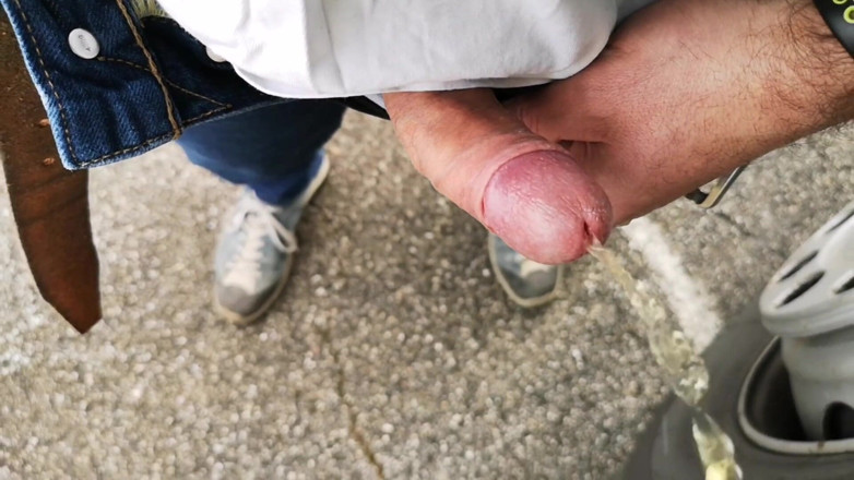 Cicci77: Cicci77 chčije na parkovišti