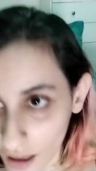 Oral seks bakış açısı mor dildo