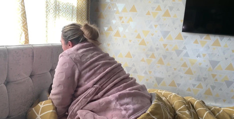 Filthy British Couple: Část první z dalších tří částí video! Já v růžovém županu ve...