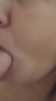 녹음하는 동안 자위하는 마누라