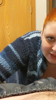 Upokarzająca macocha zabiera twoje dziewictwo