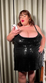 Angel bbw aveva bisogno di scopare ma il suo ragazzo non fa uno spettacolo