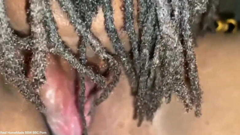 Head Queens: 大黑屌 Facefuck 69 姿势 舔我的阴蒂 手指我的阴户