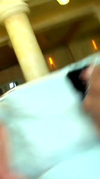 Carla a Nesty před šukáním Mugur Frank Nick masturbují a roztáhnou zadek a kundičku