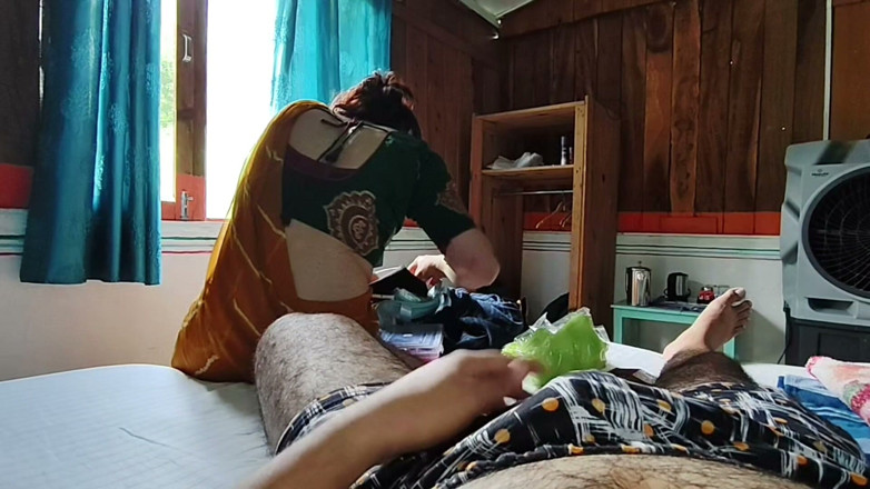 Ruhika Backbencher: Big Ass Cute Desi Indian Bhabhi Changing Dress Infront of...