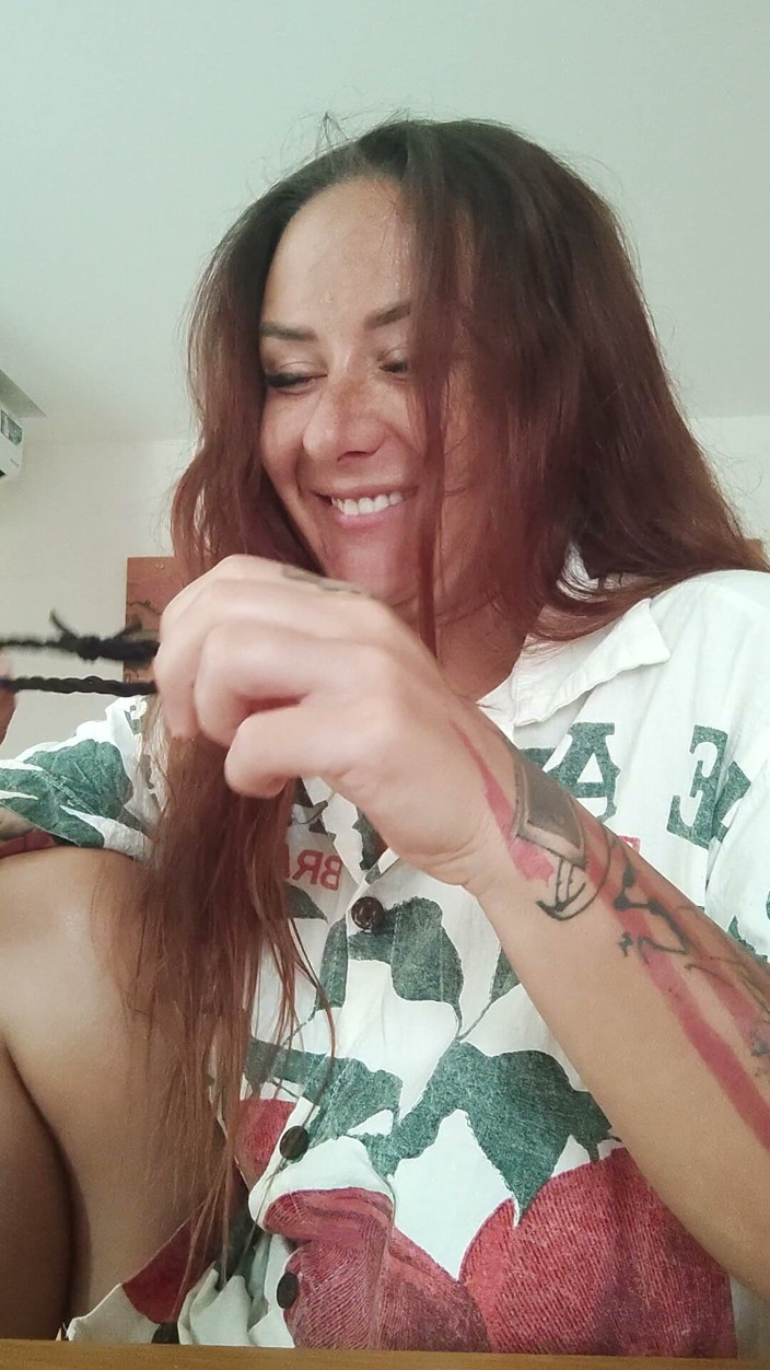 REELL - The cute Girl next door _ FemDom Reality: Casa tua mentre io mi concedo un BBC! - JOI