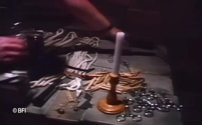 Slave Seks: Główne składanie