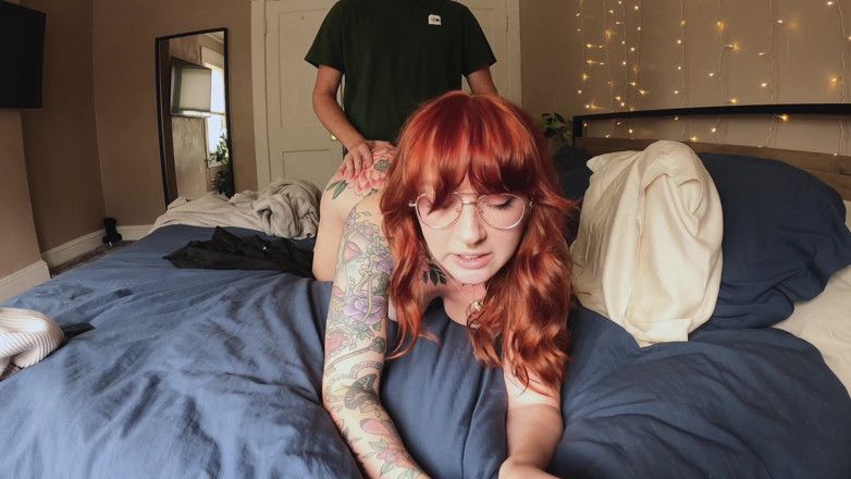 luxury_slut: Abang tiri menangkap saya bermain dengan pepek saya dan memancut...