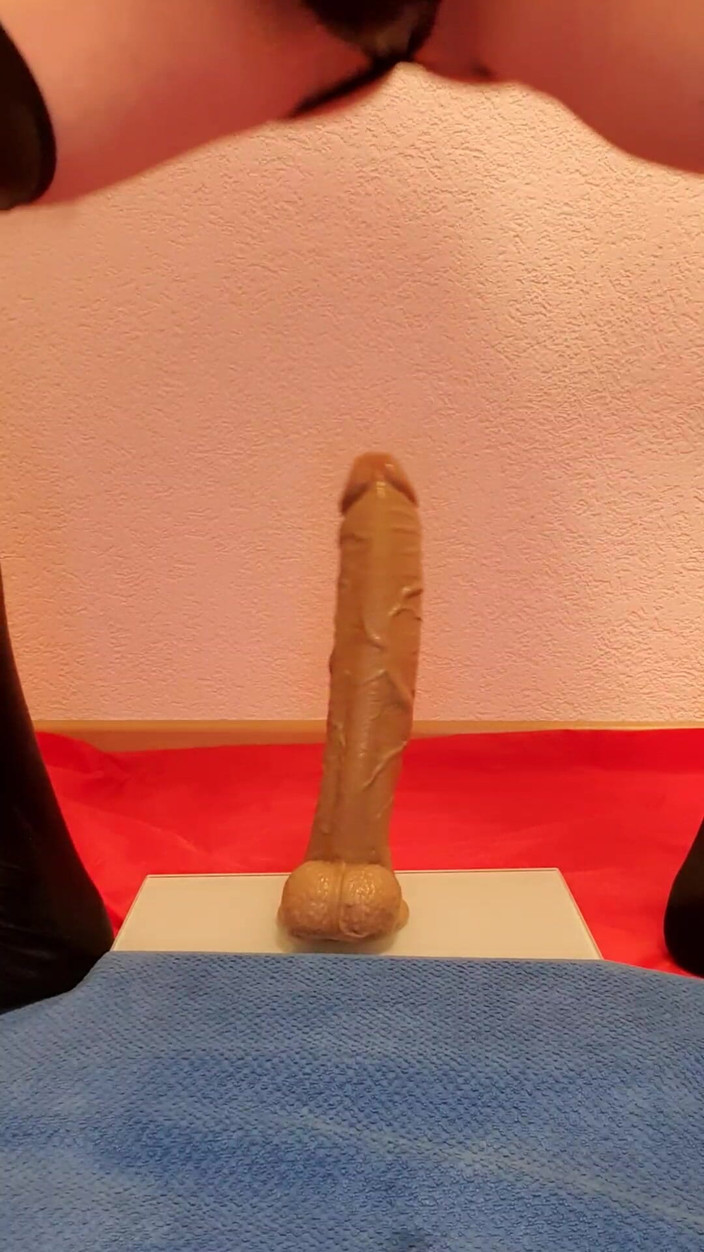 Timmyboy: ティミー・ボーイが貞操帯で激しいアナルトレーニングを受けるXXX