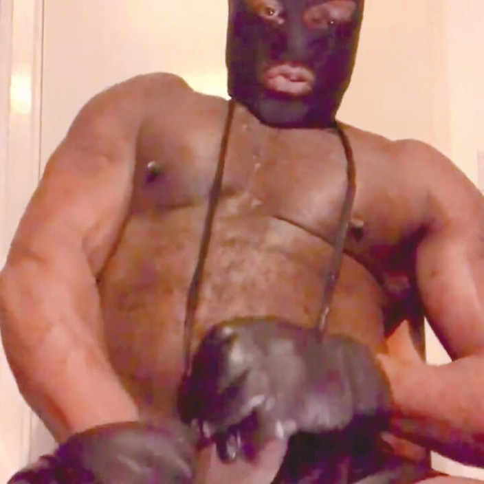 Black smoking muscle stepdad: ラテックスギアドスモークフード付きBBCポルノエッジング