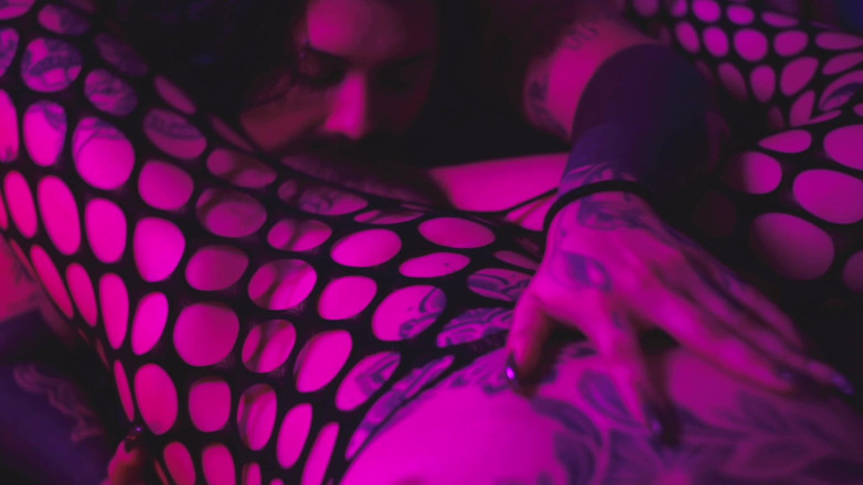 Quente club: Rotten Venus і D'Louise