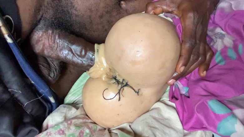 Bangcum8: 大屁股被男人大鸡巴群交的新更新