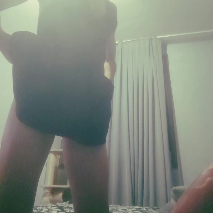 KIARA: Šukání do mého poskvrněného zadku