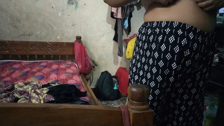 Benita sweety: Sexy sperma jí vloží kundičku