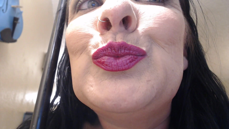 Abby Anna: Fuchsia roze lippenstift buis