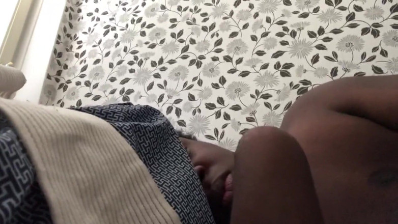 Ebony Amputee: Погладжування з ампутованими кінцівками та облизування прилипання до рук