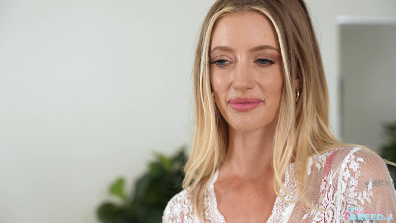 MomWantsToBreed: Üvey anne taşınıyor - s3:e3