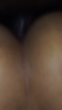 Indický anál tvrdě ošukaný s plným krémem