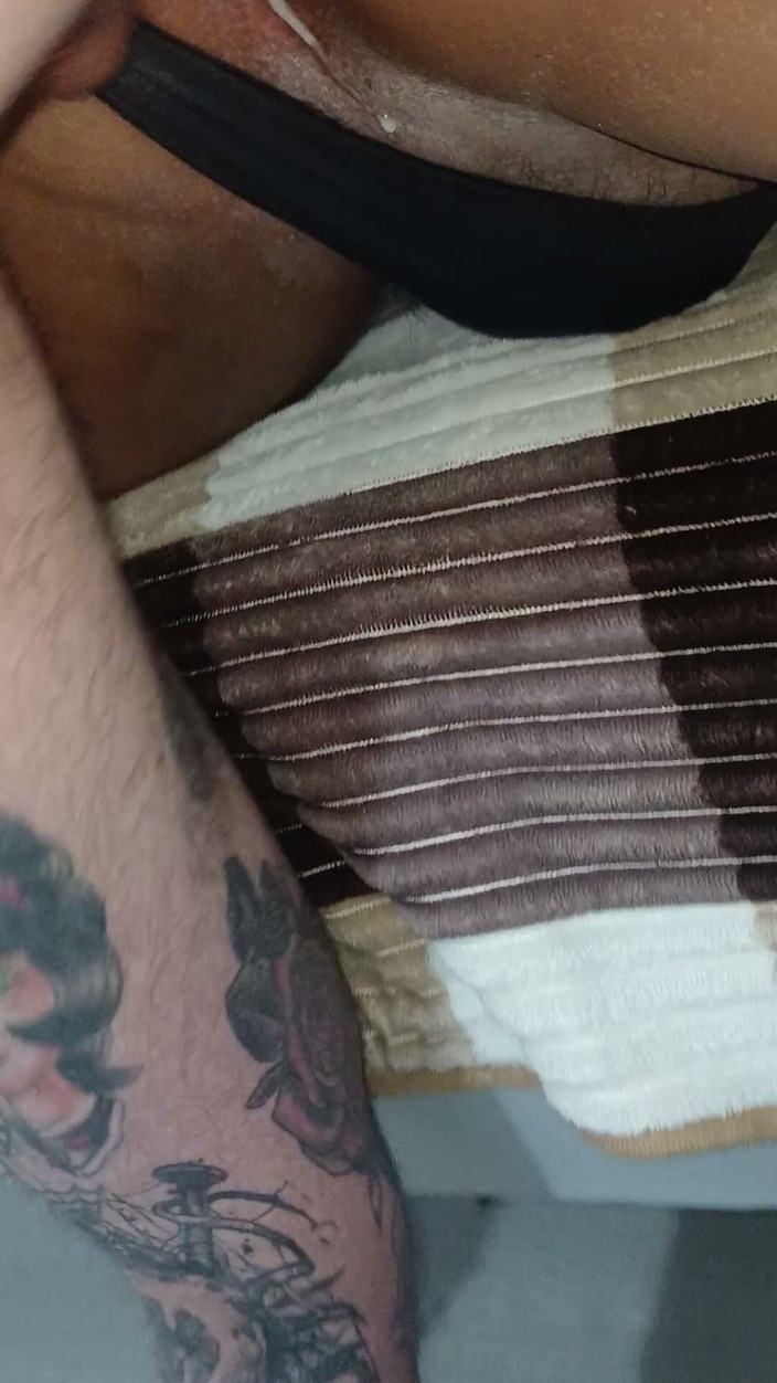 Vikingoazul: Mega Pantat Besar Ladyboy Membawa Saya Keluar, Dia Menyentuh Susu...