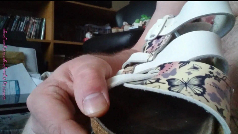 Carmen_Nylonjunge: Plný kondom a birkenstocks ** mrdková zábava 2 **