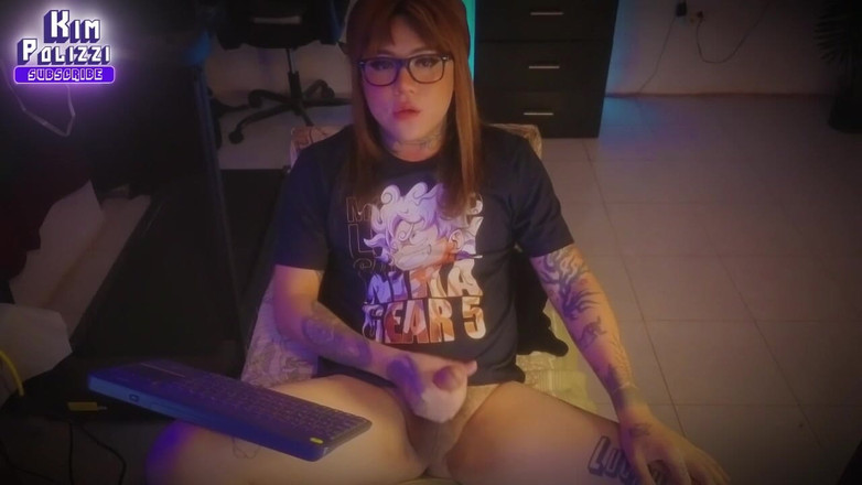 Kimberly Polizzi: 2025年2月10日の動画で キム