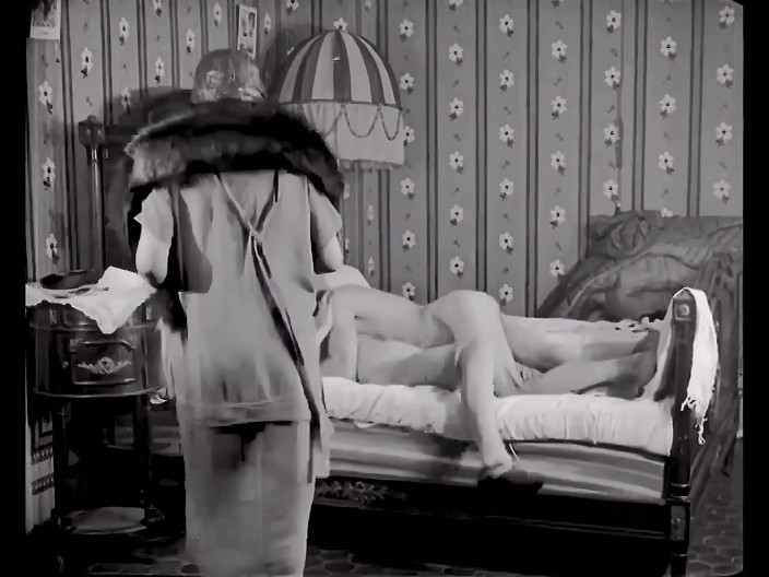 Vintage Erotic Archive: Agénor Fait Un Levage 1925
