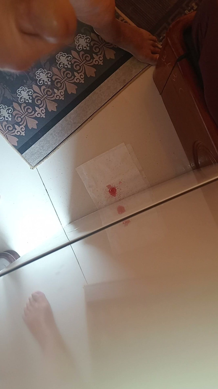 LoveCumInMouth: Yarak üzerinde ateşli mum ağdası