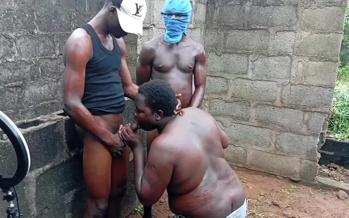 Sexydaddy: Two Thuggish Guys Fuck a Chubby Bottom in an Uncompleted...
