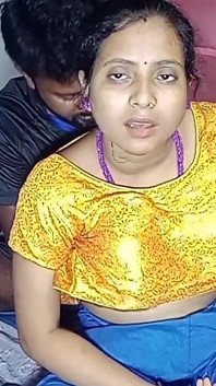 Bhabi cantik panas.