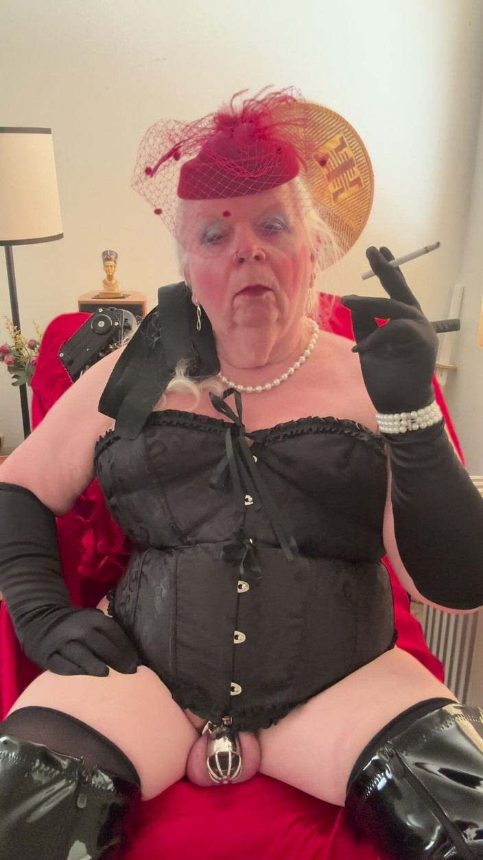 Constance: Wieczna osobliwość