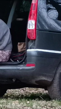 Waria lagi asik seks anal sampai orgasme di towbar di luar ruangan
