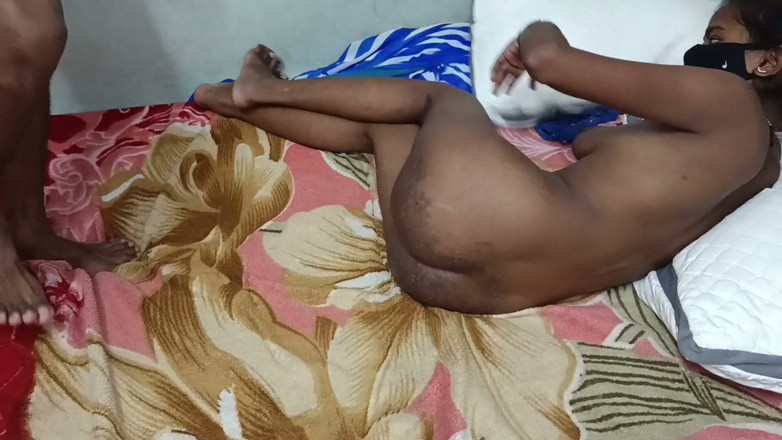 MysticArun: Bhabhi desi India dikongkek pepek ketat oleh abang ipar, video...