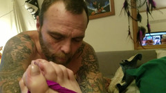 Satin Lady: Rock je svázaná a hraje si se saténem