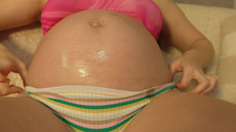 AmayaMori: Cô ấy chỉ muốn chăm sóc bụng nhưng cuối cùng lại ướt át