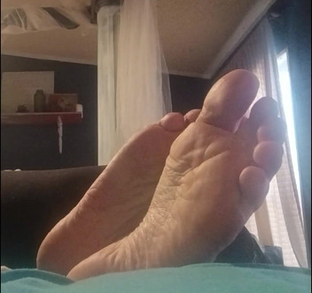 Longtoes45: Mluvení nohama